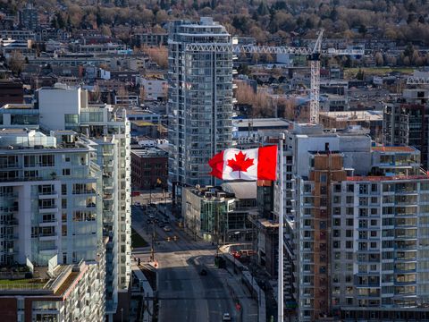 Canadian Condo Market 2025: What Buyers, Sellers & Investors Need to Know in 2026
