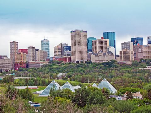 Moving to Edmonton: Affordable, Livable, and Full of Opportunity