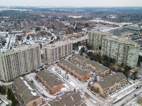Why Pickering Condos Are a Top Choice in Durham Region for 2025