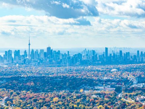Downtown, Midtown, or Suburbs? How to Find The Best Toronto Neighbourhoods For You