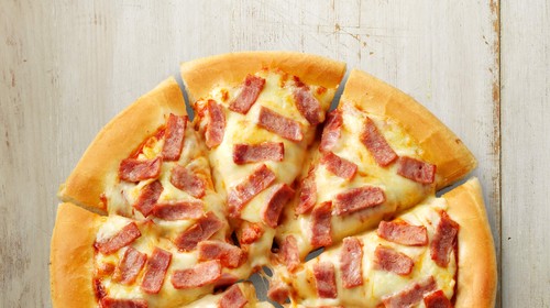 Calories in Pizza Hut Ham Lovers Pizza