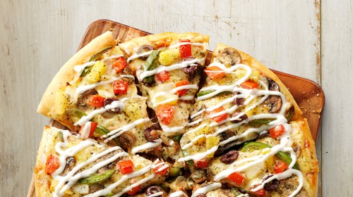 Calories in Pizza Hut Veggie Sensation Pizza