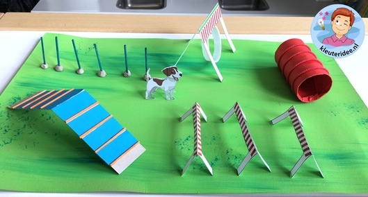 hondenschool knutselen, thema de hond, Kindergarten dog agility craft, kleuteridee.nl