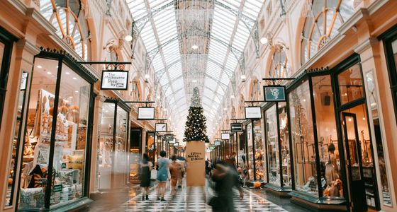 Retailers - Never Give Up On The In-store Magic Of Christmas