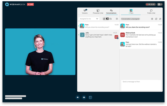 Live webinar with chat with multiple chats open 2