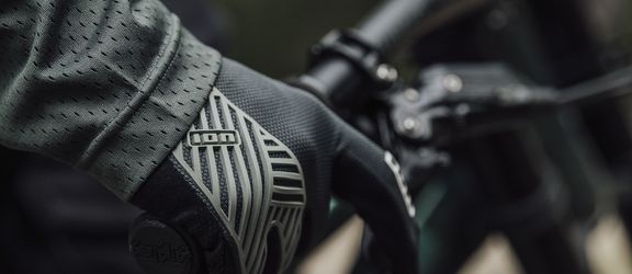 ION Bike SS22 MTB Gloves Men