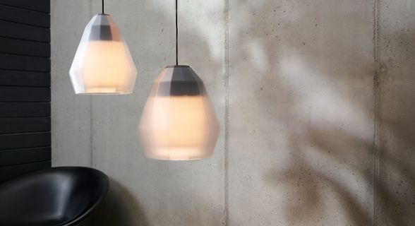 Verlichting trend 2023: Upgrade je interieur met bijpassende lamp