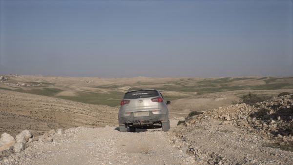 
        Foto der Abschlussarbeit »Documenting life in the South Hebron Hills« von Jana Weissteiner. Semester: Sommer 2024. Abteilung: Cross-Disciplinary Strategies. Werksangabe: Dokumentarischer Kurzfilm, 29 Min., Bilder: Jana Weissteiner. Universität für angewandte Kunst Wien.
      