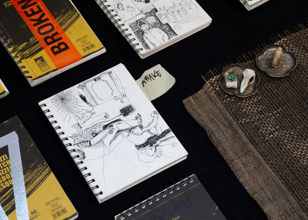 
        Foto der Abschlussarbeit »playing candytrail - consent, vulnerability and interpersonal relations« von Eperke Remetei-Filep. Semester: Sommer 2026. Abteilung: Experimental Game Cultures. Werksangabe: playable Installation 
Bilder/images: © die Angewandte, 2026, Lea Sonderegger, CC-BY-NC-ND-4.0. Universität für angewandte Kunst Wien.
      
