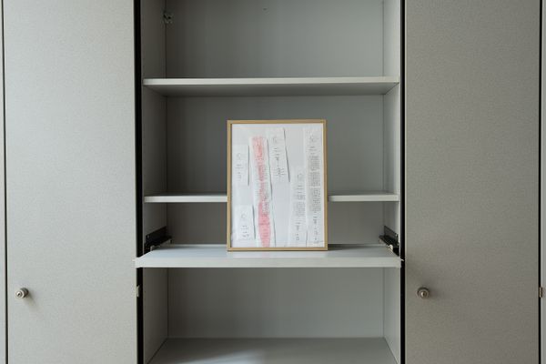 
        Foto der Abschlussarbeit »non(camera)« von Sami Idrissi. Semester: Sommer 2023. Abteilung: Cross-Disciplinary Strategies. Werksangabe: Installation, Research Paper. Universität für angewandte Kunst Wien.
      