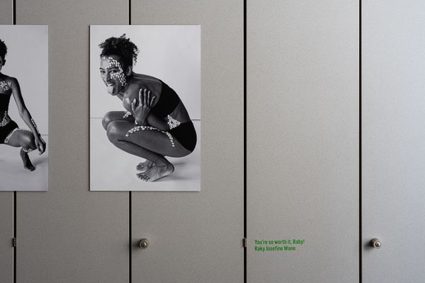 
        Foto der Abschlussarbeit »You’re so worth it, Baby!« von Raky Josefine Wane. Semester: Sommer 2024. Abteilung: Cross-Disciplinary Strategies. Werksangabe: 2024, series of five photographs, 40 x 60 cm, printed on aluminium bond. Universität für angewandte Kunst Wien.
      