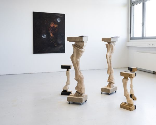 
        Foto der Abschlussarbeit »Melissa« von Naomi Shintani Deibel. Semester: Sommer 2026. Abteilung: Malerei. Werksangabe: 2026, erweiterte Malerei, Bilder/images: © die Angewandte, 2026, Vincent Forstenlechner, CC-BY-NC-ND-4.0. Universität für angewandte Kunst Wien.
      