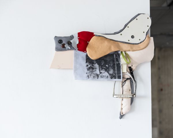 
        Foto der Abschlussarbeit »Melissa« von Naomi Shintani Deibel. Semester: Sommer 2026. Abteilung: Malerei. Werksangabe: 2026, erweiterte Malerei, Bilder/images: © die Angewandte, 2026, Vincent Forstenlechner, CC-BY-NC-ND-4.0. Universität für angewandte Kunst Wien.
      