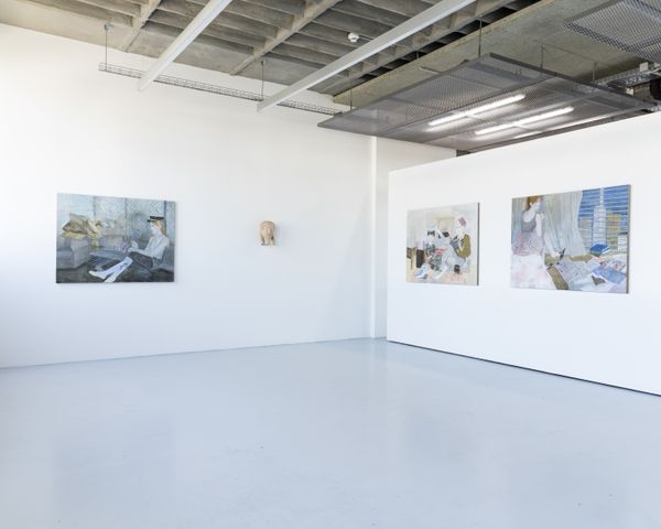 Foto der Abschlussarbeit »Love Songs and Texas Punk« von Leonie Plattner. Semester: Sommer 2026. Abteilung: Malerei. Werksangabe: 2026, Malerei, Bilder/images: © die Angewandte, 2026, Vincent Forstenlechner, CC-BY-NC-ND-4.0. Universität für angewandte Kunst Wien.
