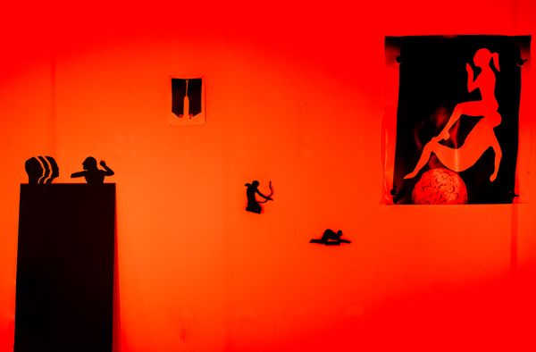 
        Foto der Abschlussarbeit »imaginations of desire« von Kia Sciarrone. Semester: Winter 2025/26. Abteilung: Fotografie. Werksangabe: Rauminstallation, Bilder: © die Angewandte, 2026, Fotos: Jorit Aust, CC-BY-NC-ND-4.0. Universität für angewandte Kunst Wien.
      