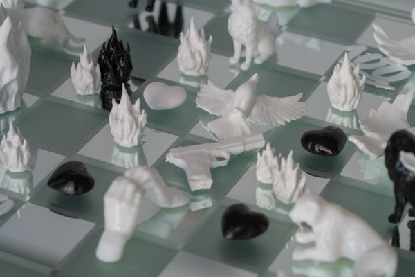
        Foto der Abschlussarbeit »Of Tigers, Lions and Wolves: Affective Semiotics in TikTok’s Organized Crime Digital Cultures« von Pierina Fernanda Erazo Patiño. Semester: Winter 2025/26. Abteilung: Cross-Disciplinary Strategies. Werksangabe: k. A.; Bilder: © die Angewandte, 2026, Fotos: Erli Grünzweil, CC-BY-NC-ND-4.0. Universität für angewandte Kunst Wien.
      