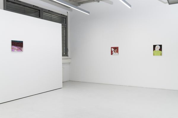 
        Foto der Abschlussarbeit »Glicopicro« von Myrtó Typadis. Semester: Winter 2025/26. Abteilung: Malerei. Werksangabe: Malerei, Bilder: © die Angewandte, 2026, Fotos: Daniela Trost, CC-BY-NC-ND-4.0. Universität für angewandte Kunst Wien.
      