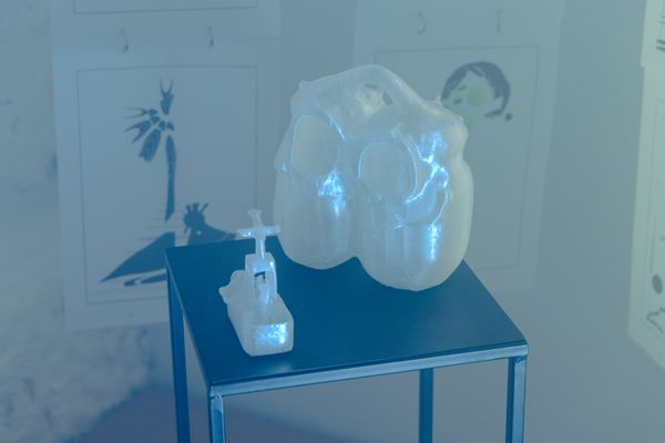 
        Foto der Abschlussarbeit »unknot« von Gökçe Elif Göbüt. Semester: Winter 2025/26. Abteilung: Experimental Game Cultures. Werksangabe: Multimedia art installation; Images: © die Angewandte, 2026, photos: Erli Grünzweil, CC-BY-NC-ND-4.0. Universität für angewandte Kunst Wien.
      