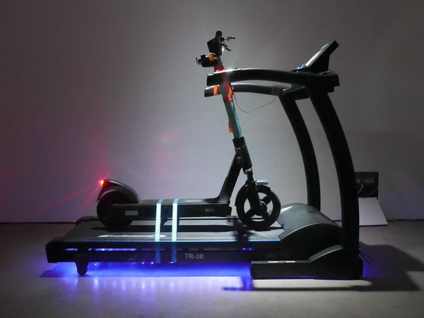 Electronic Roller on a treadmill | Image by ©