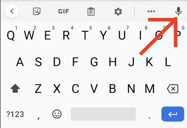 6 Different Ways to Type on Your Smartphone: showing the place of the dictation function on the keyboard, which is top right. 