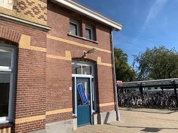 Parallelweg Noord, Zetten