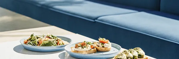 11 Employee Lunch Catering Ideas for Happy Teams