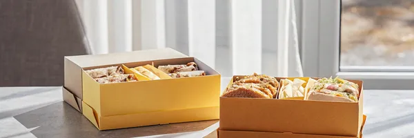 7 Best Boxed Lunch Caterers for Large Groups