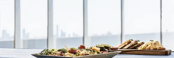 How to Find the Right Workplace Catering Service