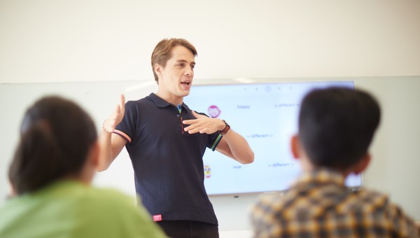 TEACHING ENGLISH IN CHINA WITHOUT EXPERIENCE
