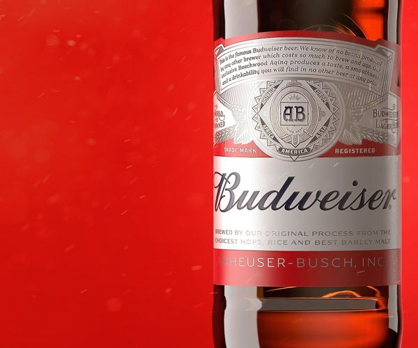 Designing the new Budweiser beer bottle