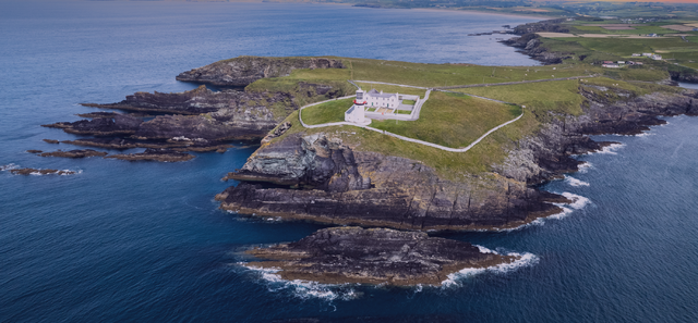 Banner to showcase Ireland