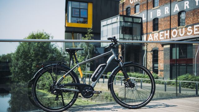 raleigh array e lowstep 2018 electric hybrid bike