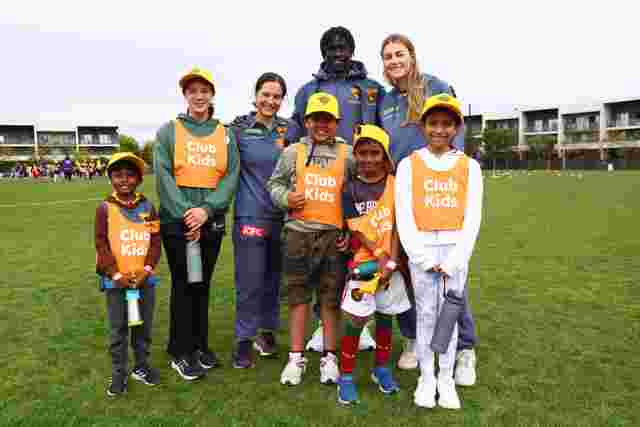 OSHClub kids and Footy Instructors posing for a photo