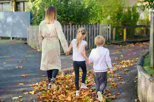 Parent taking children to JAG club 