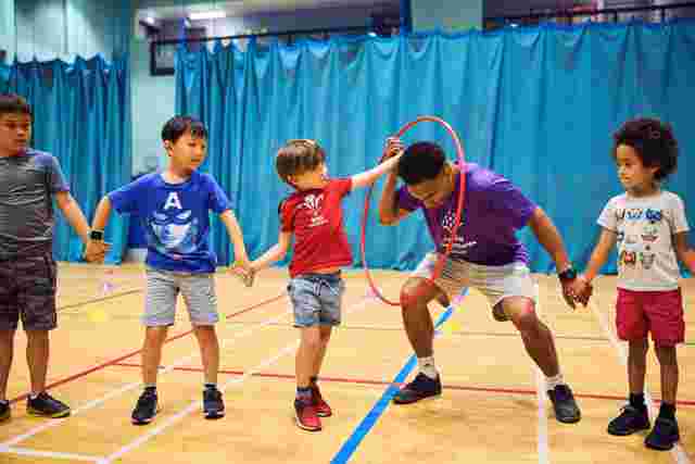 Hula Hoop with coach