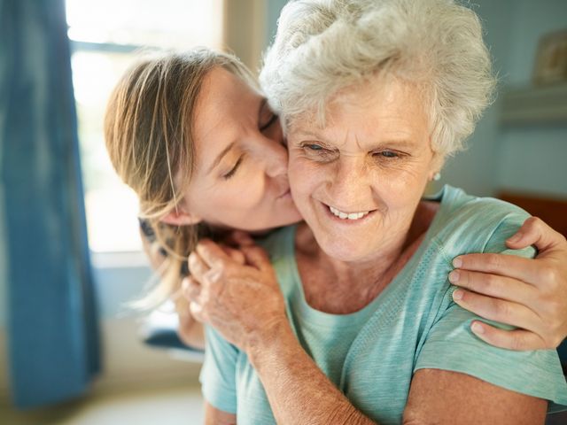 5 Signs It May Be Time for Memory Care: A Guide for Gloucester County, NJ Families
