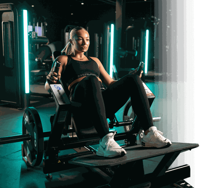 A women on Nautilus hip thrust machine