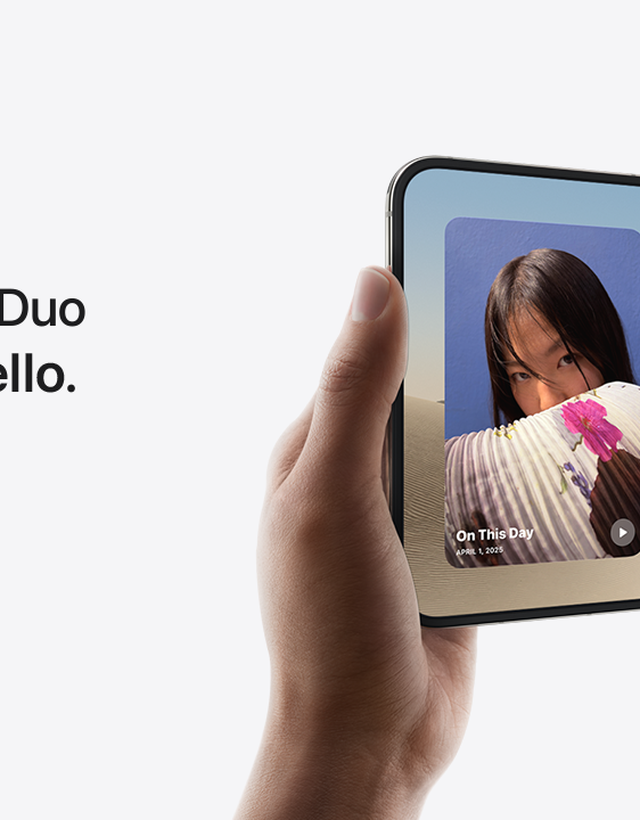 iPhone Duo, Apple's first foldable iPhone presented by Apple
