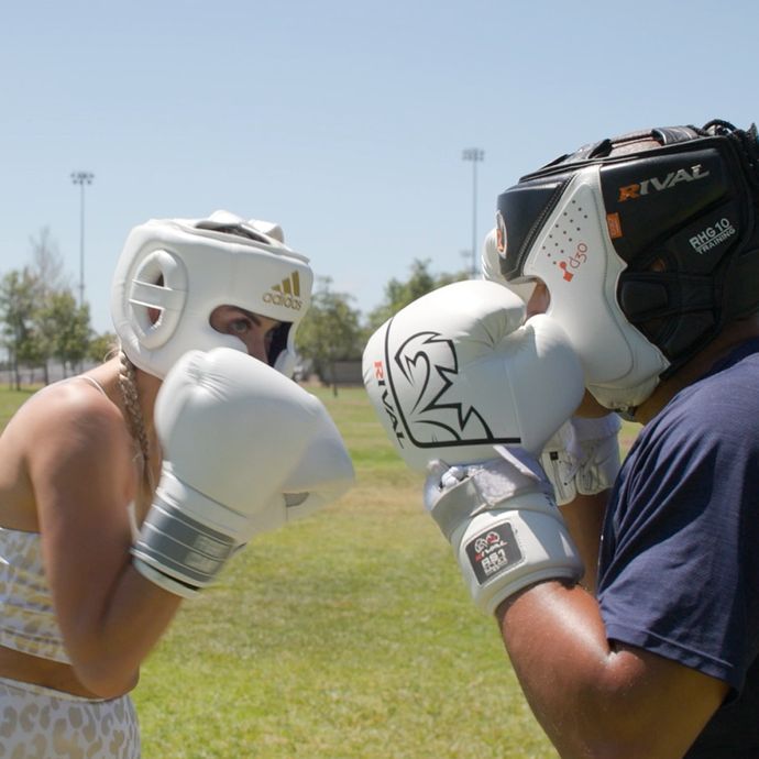 Shanie Smash & Flo Master Keeping Their Heads Up While Sparring