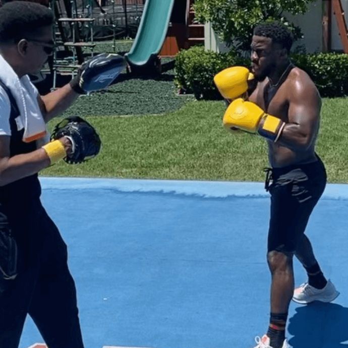 Comedian/Actor Kevin Hart Boxing Training