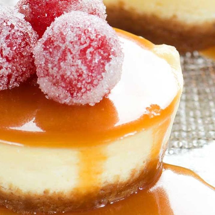 Mini Cheesecake with Sparkling Caramel Sauce and Frosted Grapes