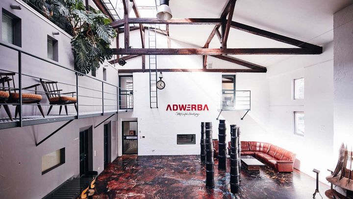 Eingangshalle der Firma ADWERBA