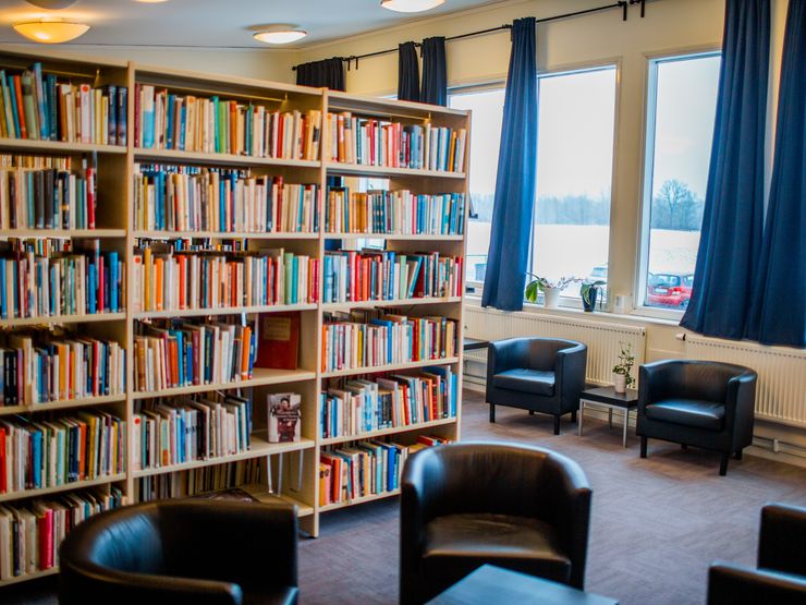 Liljeholmens folkhögskola Bibliotek