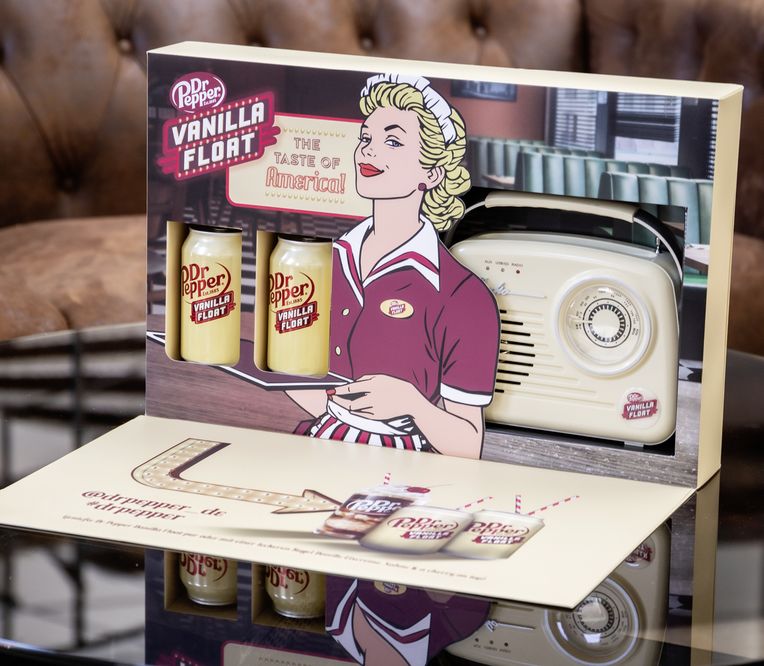 Geöffnetes Seeding Kit zum Marktstart des neuen Dr Pepper "Vanilla Float"
