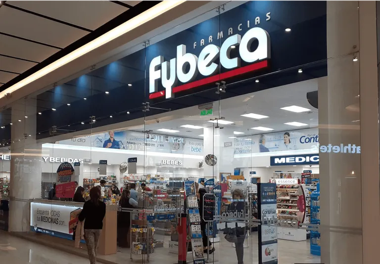 The Fybeca Farmacias storefront 