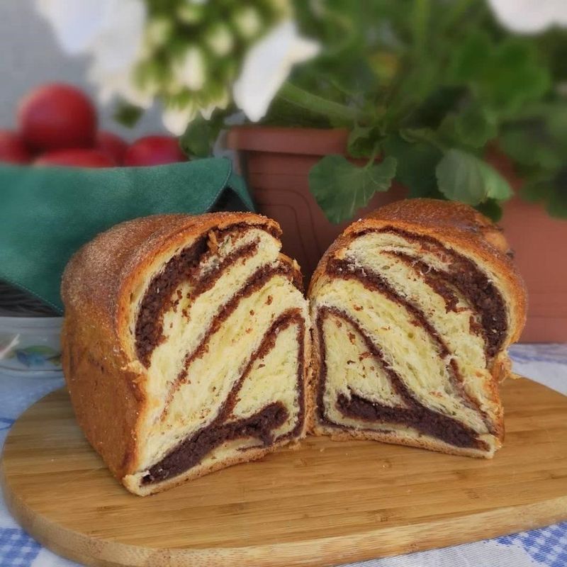 Cozonac, Romania sweet bread