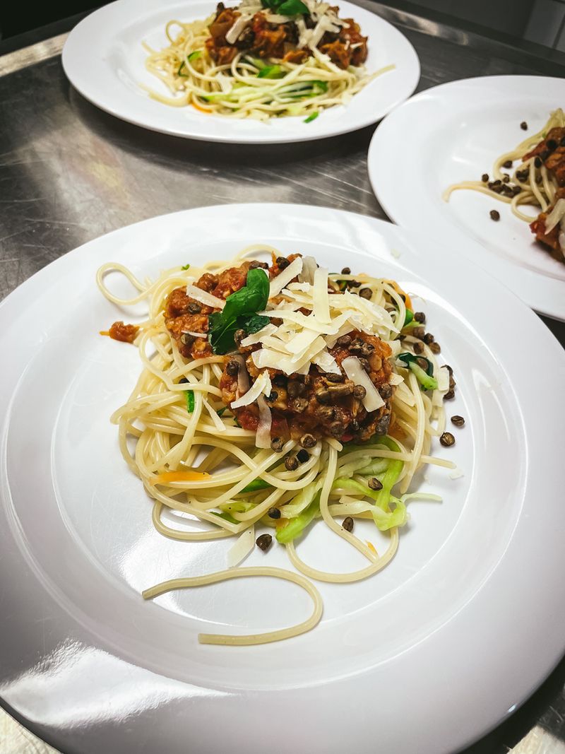 Spagetti och blomkålsbolognese