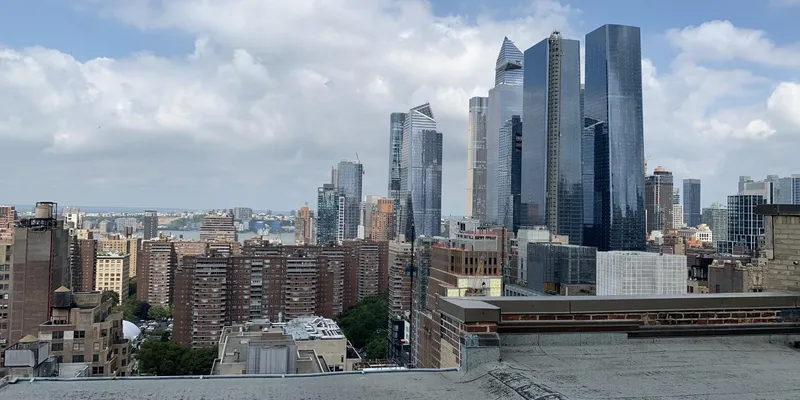 Colliton Studio rooftop overlooking Manhattan skyline