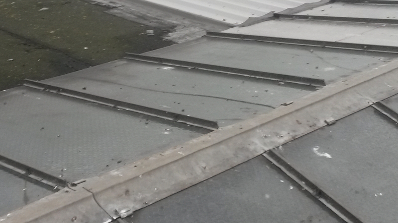 Bad roof condition glass on Industrial unit