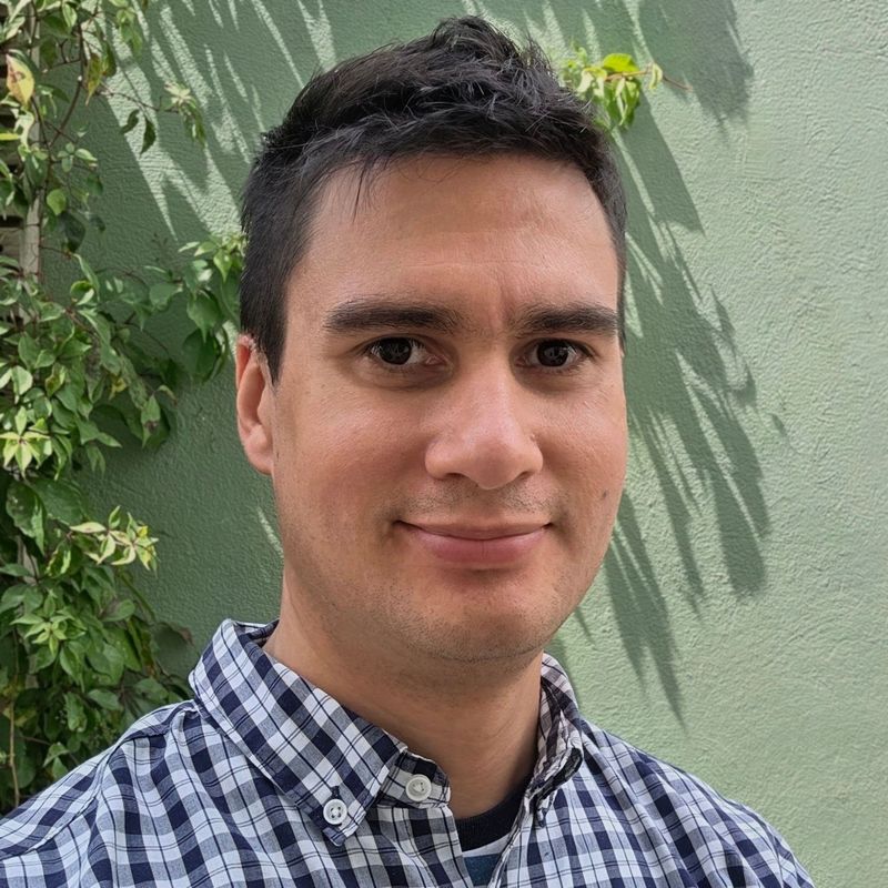 Alex Carrillo Romano